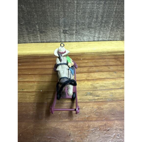 Hallmark Keepsake Ornament A Pony for Christmas 2014 17th in Series Bear In Box - Picture 2 of 5